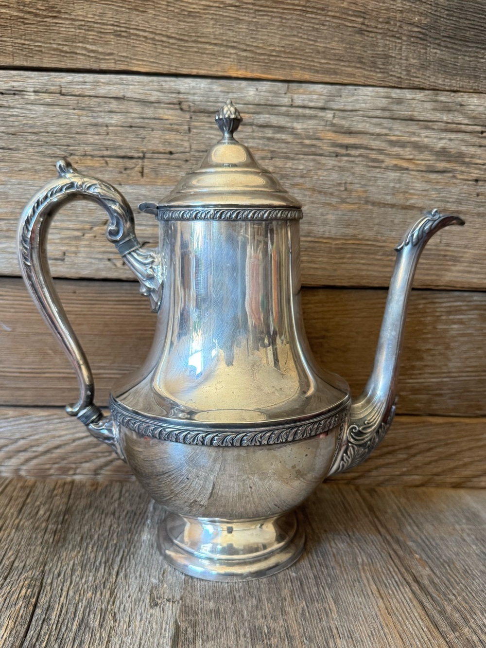 Vintage Benedict Prince Regent Silver Plated Coffee/tea Pot.